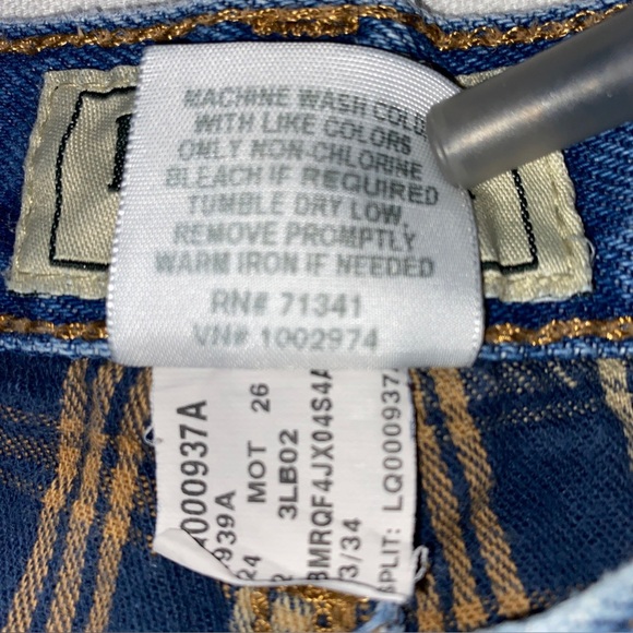 LL Bean Classic Fit Flannel Lined
Jeans. 33x34 - Picture 8 of 11